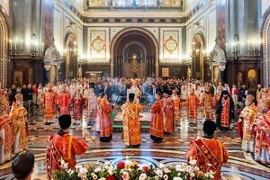 В день памяти равноапостольных Мефодия и Кирилла Предстоятель Русской Церкви совершил Литургию в Храме Христа Спасителя