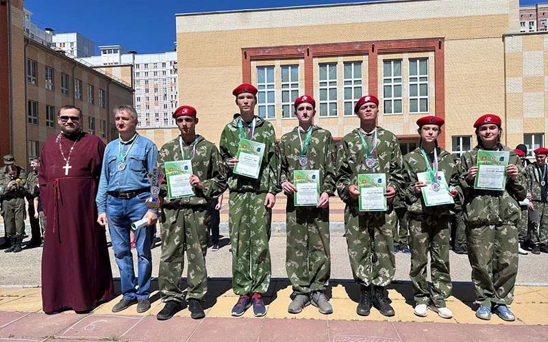 Военно-спортивная игра «Зарница» в микрорайоне Кузнечики города Подольска