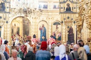 Всенощное бдение в канун воспоминания перенесения мощей святителя Николая Чудотворца из Мир Ликийских в Бар в Троицком кафедральном соборе Подольска