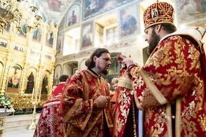 Всенощное бдение в канун воспоминания перенесения мощей святителя Николая Чудотворца из Мир Ликийских в Бар в Троицком кафедральном соборе Подольска