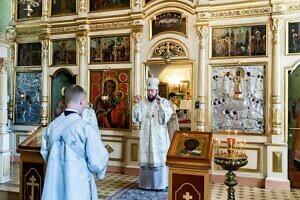 Божественная литургия в Преображенском храме погоста Старый Спас деревни Легчищево г.о. Чехов