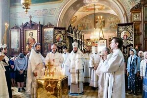 Божественная литургия в Преображенском храме погоста Старый Спас деревни Легчищево г.о. Чехов