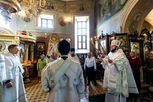 Божественная литургия в Преображенском храме погоста Старый Спас деревни Легчищево г.о. Чехов