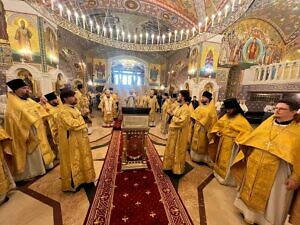 Архиерейское богослужение в Никольском кафедральном соборе города Красногорска