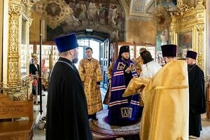 Божественная литургия в Троицком кафедральном соборе Подольска 14 07 2024