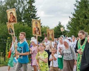 Крестный ход учащихся воскресных школ Ступинского благочиния