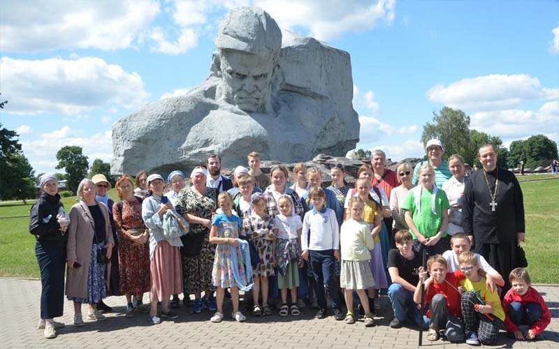 Паломническая поездка прихожан Христорождественского храма села Беседы Ленинского г.о. в Беларусь