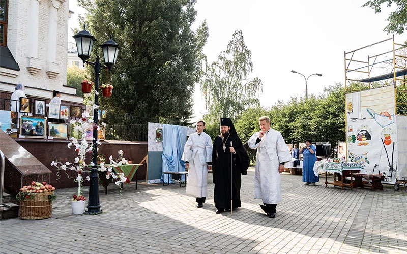 Архиерейское богослужение в Преображенском соборе города Люберцы-19-08-2024