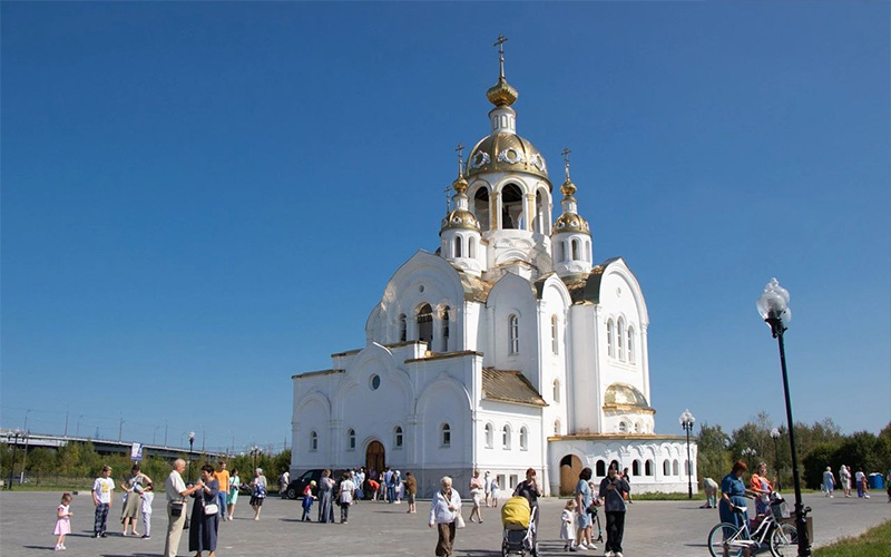 Молебен перед началом учебного года в храме Всех святых, в земле Русской просиявших города Ступино