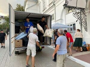 Отправка гуманитарной помощи из Серпуховского благочиния в Курскую область