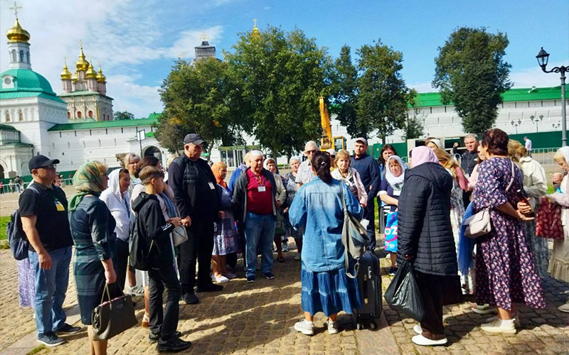 Паломническая поездка прихожан Знаменского храма в Старой Кашире города Ступино к святыням Сергиева Посада