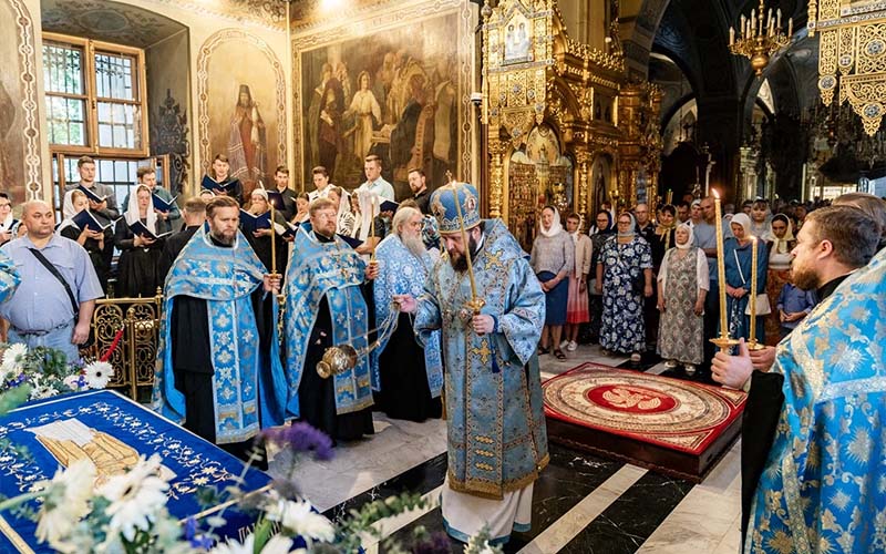 Всенощное бдение накануне праздника Успения Пресвятой Богородицы