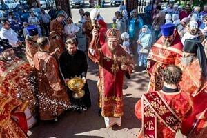 Архиерейское богослужение в храме мучеников Флора и Лавра села Ям г.о. Домодедово