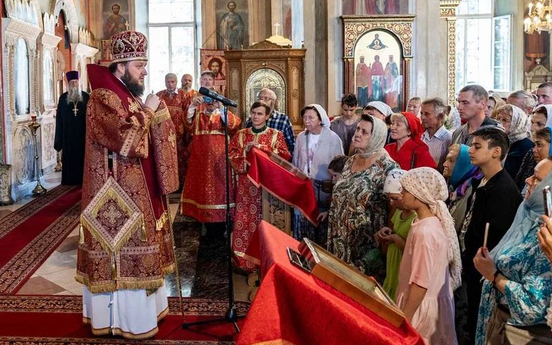 Архиерейское богослужение в храме мучеников Флора и Лавра села Ям г.о. Домодедово