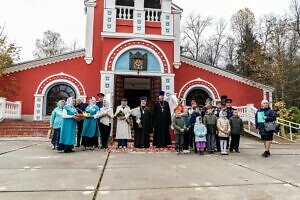 Архиерейское-богослужение-в-Покровском-храме-города-Протвино-г.о.-Серпухов