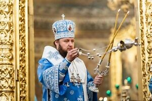 Архиерейское богослужение в праздник Покрова Пресвятой Богородицы в Троицком кафедральном соборе Подольска