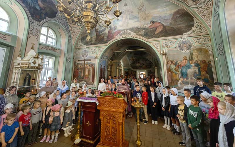 Открытие учебного года в воскресной школе Тихвинского храма города Ступино