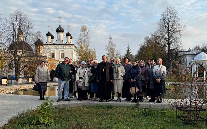 Паломническая поездка прихожан Иосифо-Волоцкого храма посёлка Развилка Ленинского г.о. в Серпухов