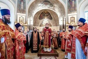 Архиерейское богослужение в Петропавловском храме города Лыткарино