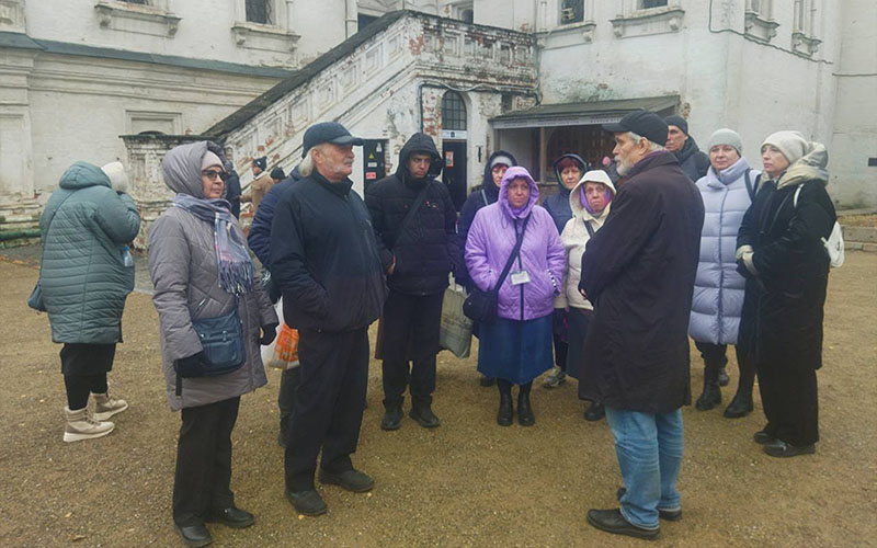 Паломническая поездка прихожан Знаменского храма в Старой Кашире города Ступино в Спасо-Андроников и Покровский монастыри Москвы