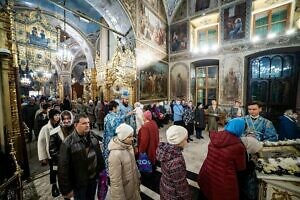 Всенощное бдение накануне празднования Казанской иконе Божией Матери