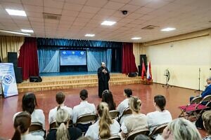 Встреча архиепископа Аксия со студентами Губернского колледжа города Серпухова