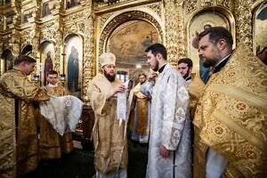 Архиерейское богослужение в Троицком кафедральном соборе Подольска