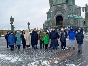 Поездка участников литературного конкурса «Почему я наследник Победы» в Главный храм Вооружённых Сил России