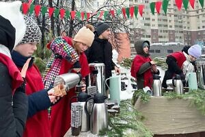 Рождественские гулянья в Георгиевском храме города Видное